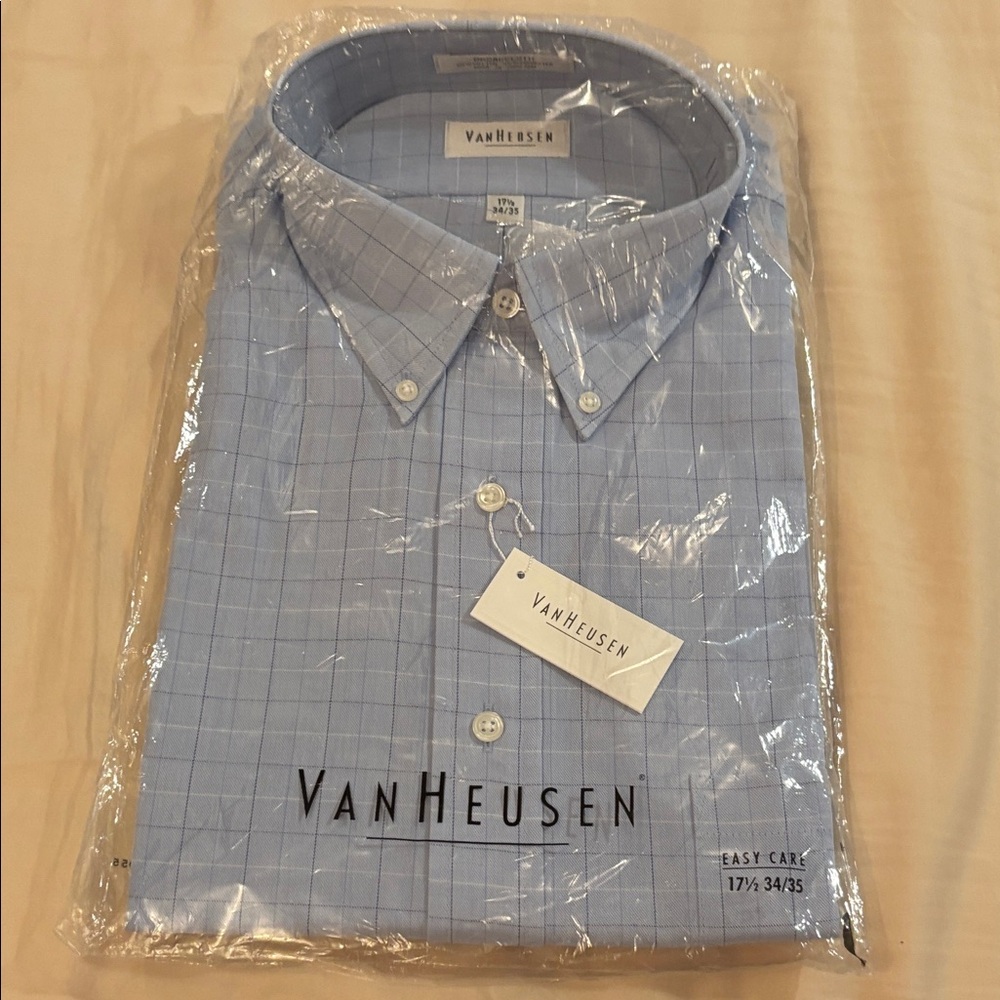 Van Heusen Men's Light Blue Grid Dress Shirt